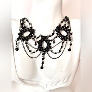 🌷5/25$ Victorian style gothic acrylic beads necklace